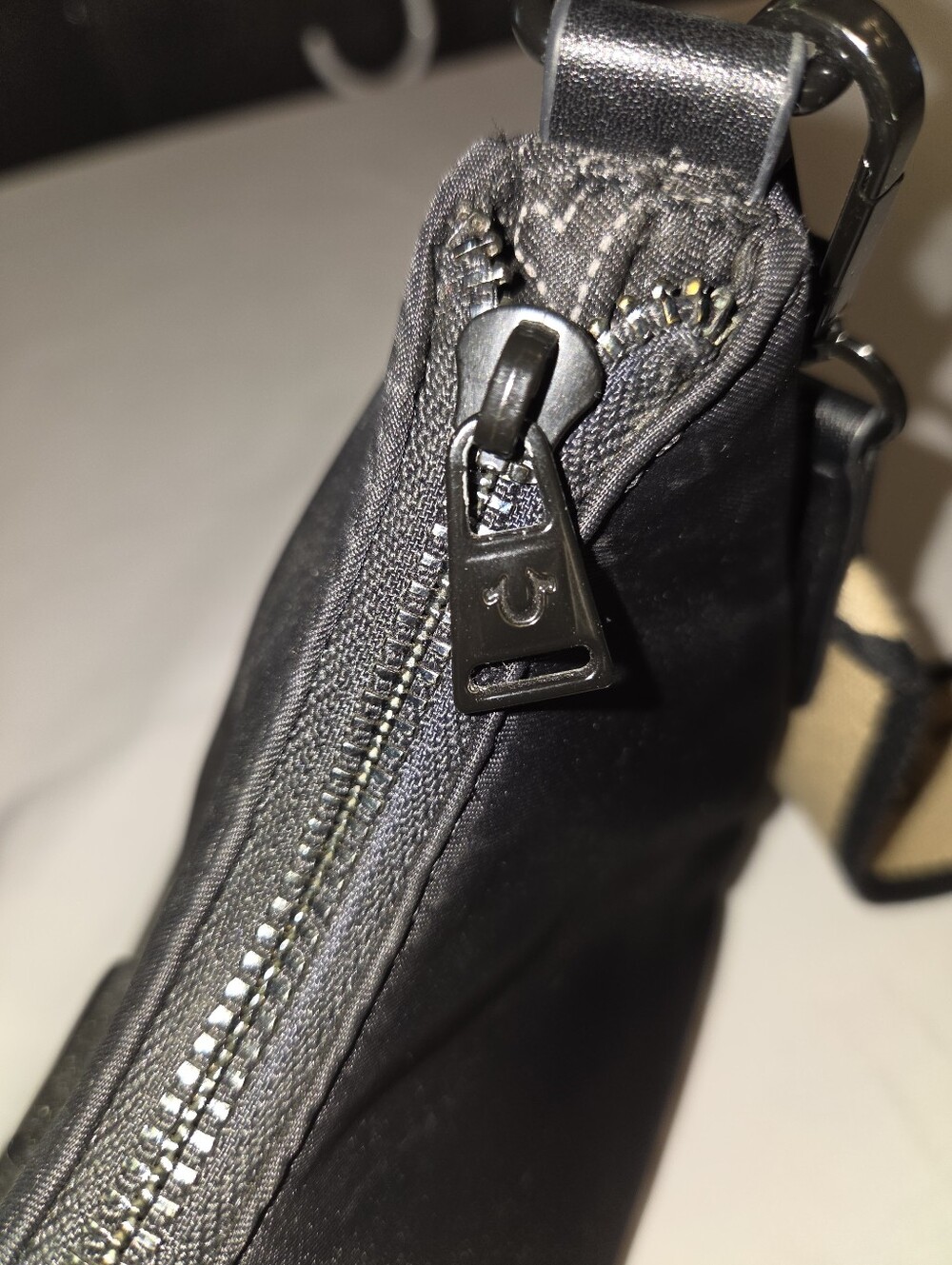 True Religion Black Messenger Bag with Beige Branded Strap - Picture 3 of 6